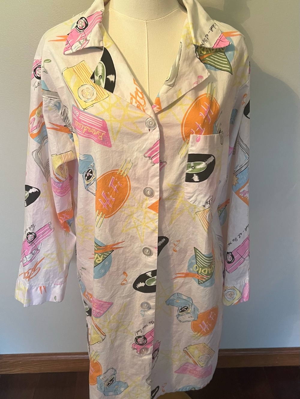 Vintage Forever Young Music Print Blouse /Tunic Shirt Records Radio Vinyl Retro
